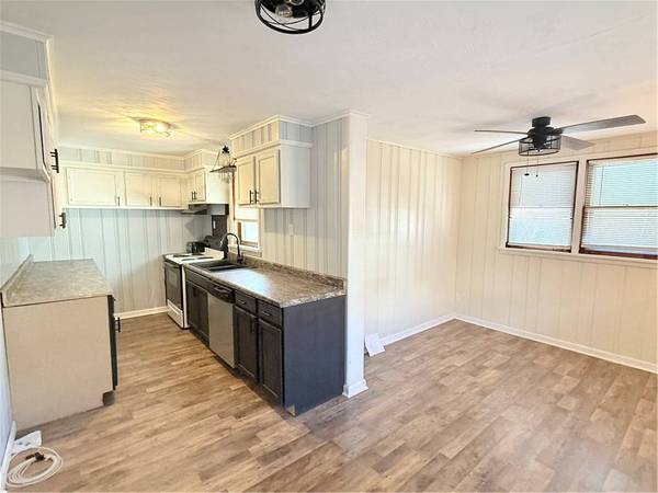 109 E 10th Ave, Tarentum, PA 15084