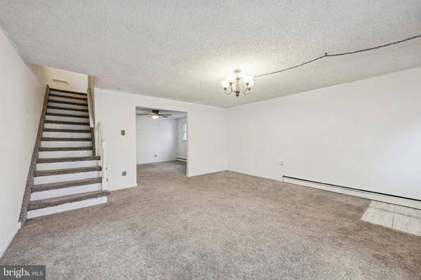 222 COLLINGDALE AVE, Darby, PA 19023