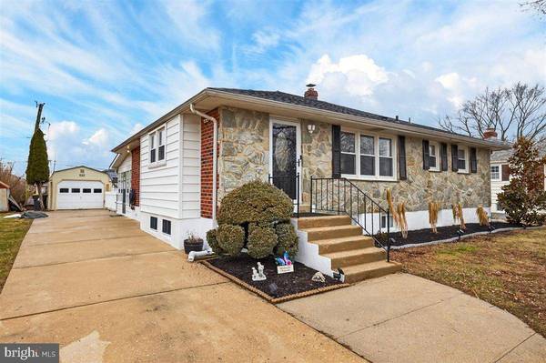 227 PAYNTER DR, Wilmington, DE 19804