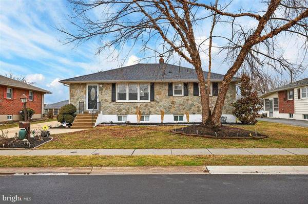 227 PAYNTER DR, Wilmington, DE 19804