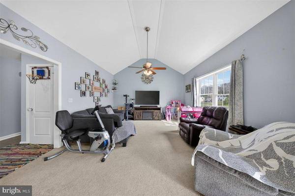 32998 FOREST KNOLL DR, Laurel, DE 19956