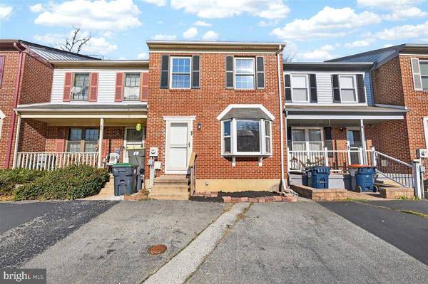 27 MACTAVISH CT, New Castle, DE 19720