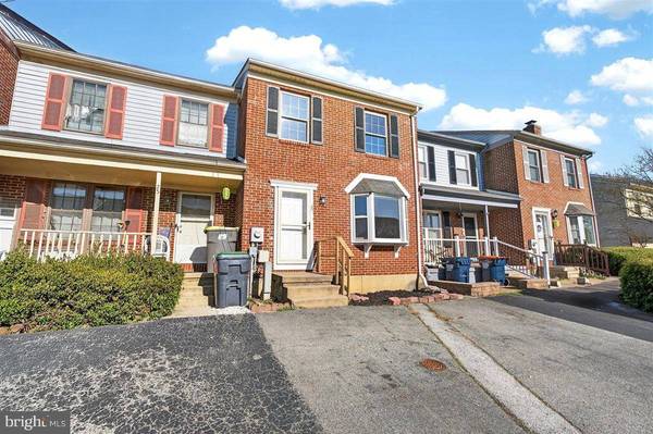 27 MACTAVISH CT, New Castle, DE 19720