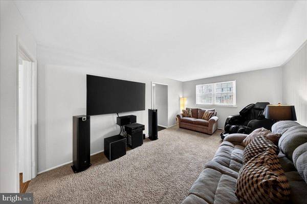 38 STALLION DR, Newark, DE 19713