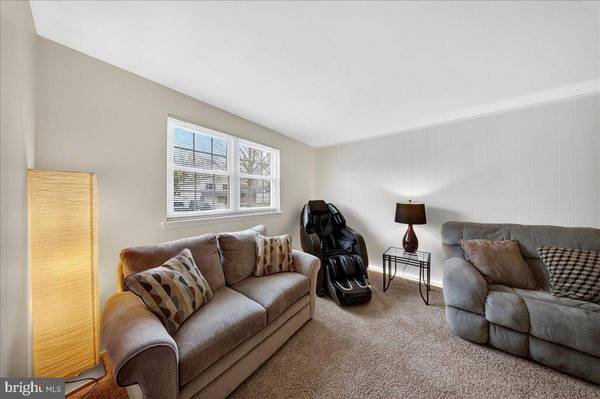 38 STALLION DR, Newark, DE 19713