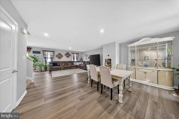 2 RIDGELY FOREST DR, Elkton, MD 21921