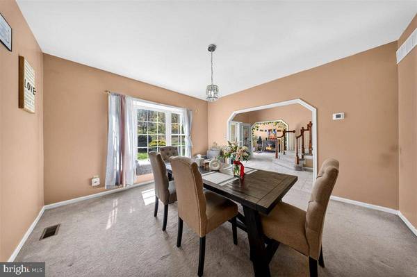 118 MINERS LN, Newark, DE 19713