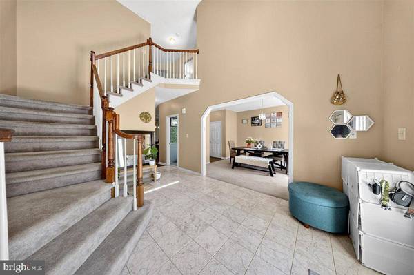 118 MINERS LN, Newark, DE 19713