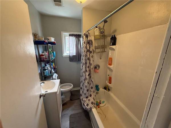 1800 Kenneth Ave, Arnold, PA 15068