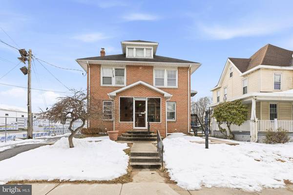 212 W MAIN ST, Elkton, MD 21921