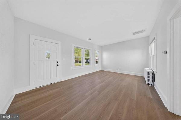 615 W 13TH, New Castle, DE 19720