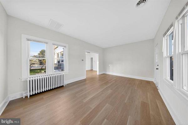 615 W 13TH, New Castle, DE 19720