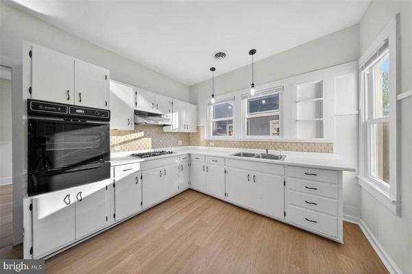 615 W 13TH, New Castle, DE 19720