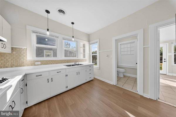 615 W 13TH, New Castle, DE 19720