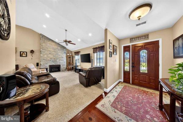 51 SHELLBURNE DR, Wilmington, DE 19803