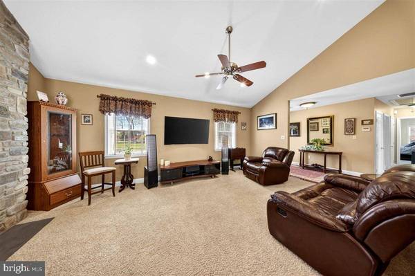 51 SHELLBURNE DR, Wilmington, DE 19803