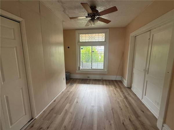 1018 Crucible St, Elliott, PA 15220