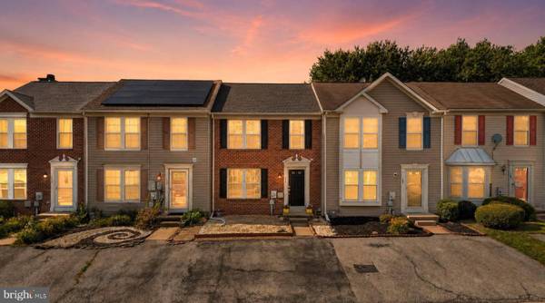 111 W NEWTOWN PL, Newark, DE 19702