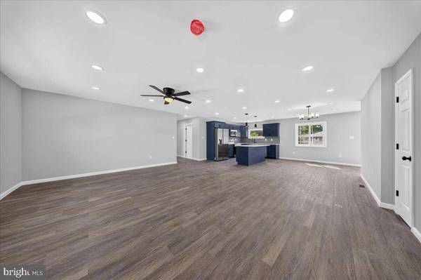 2 GAYNOR CT, Bear, DE 19701