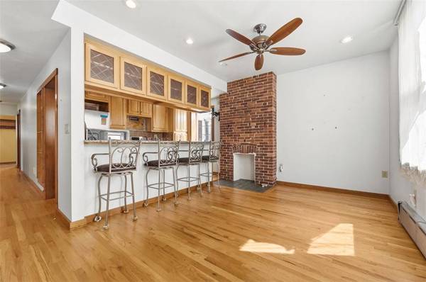 3596 Beechwood Blvd, Greenfield, PA 15217