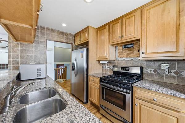 3596 Beechwood Blvd, Greenfield, PA 15217