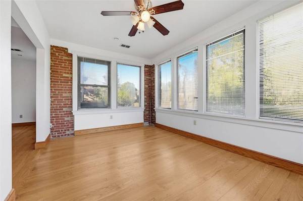 3592 Beechwood Blvd, Greenfield, PA 15217