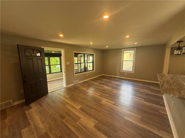 739 State Route 130, Penn Twp, PA 15206