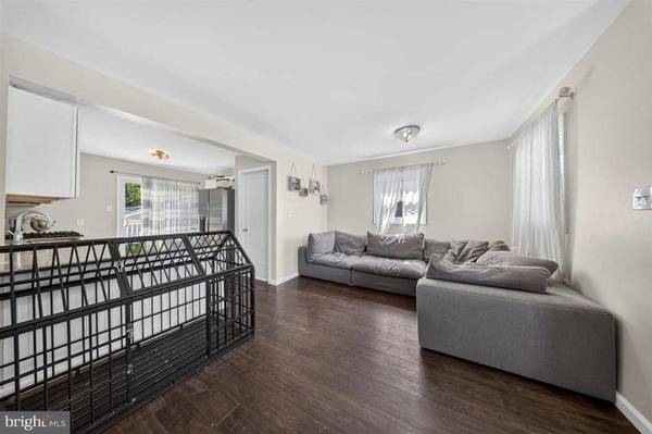 13 CAXTON DR, New Castle, DE 19720