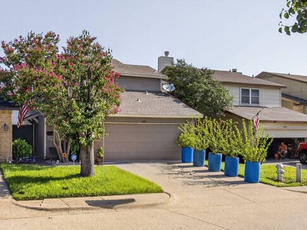 2851 Ursa CIR
