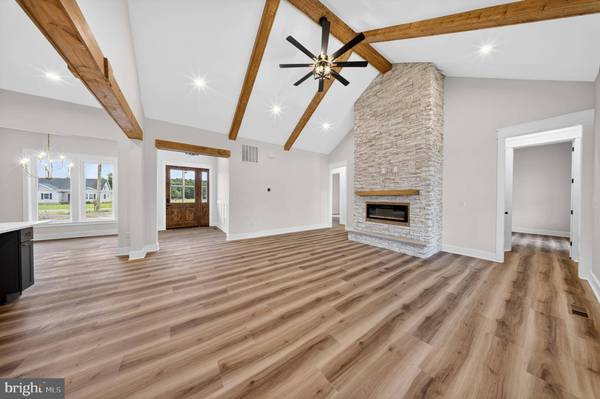 14133 PEPPERBOX RD, Delmar, DE 19940