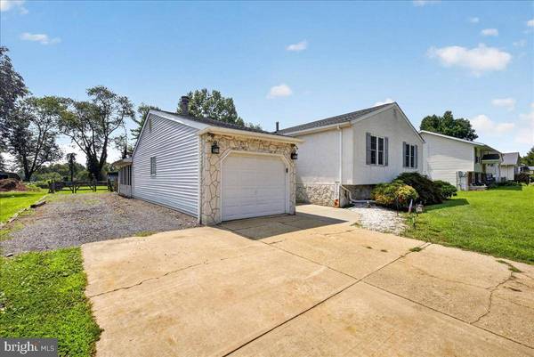 130 GARWOOD DR, Bear, DE 19701