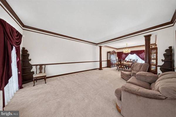 827 CORNER KETCH RD, Newark, DE 19711