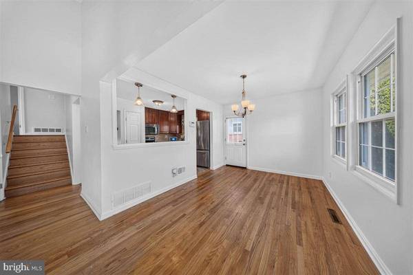 2426 OWEN DR, Wilmington, DE 19808
