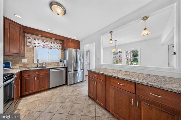 2426 OWEN DR, Wilmington, DE 19808