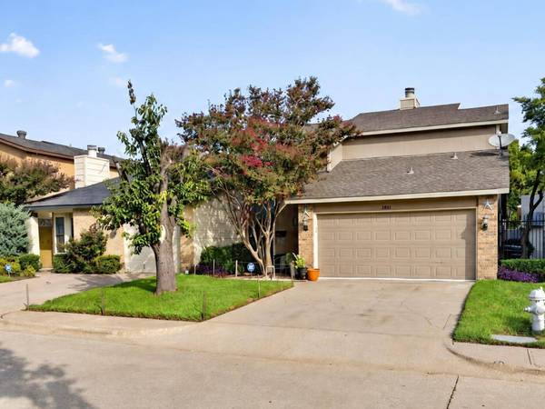 2851 Ursa CIR, Garland, TX 75044