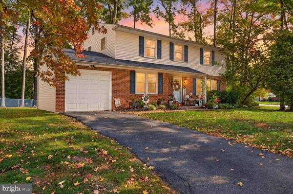 2601 PIN OAK DR, Wilmington, DE 19810