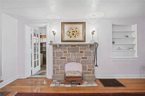 11504 Frankstown Rd, Penn Hills, PA 15235