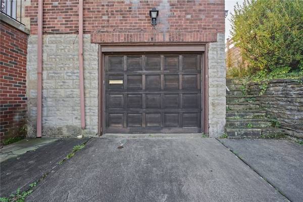 11504 Frankstown Rd, Penn Hills, PA 15235