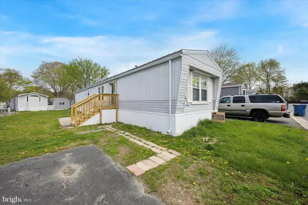 4 MILKWEED CT #238, Newark, DE 19713