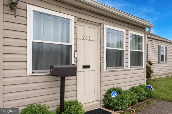 705 NEWPORT GAP PIKE, Wilmington, DE 19804