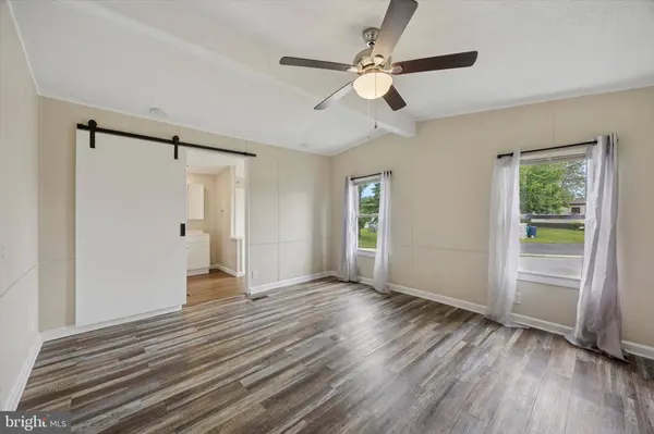 528 VINCENT LN #103, Bear, DE 19701