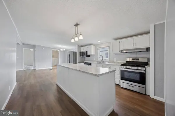 528 VINCENT LN #103, Bear, DE 19701