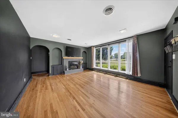 350 MILFORD RD, Downingtown, PA 19335