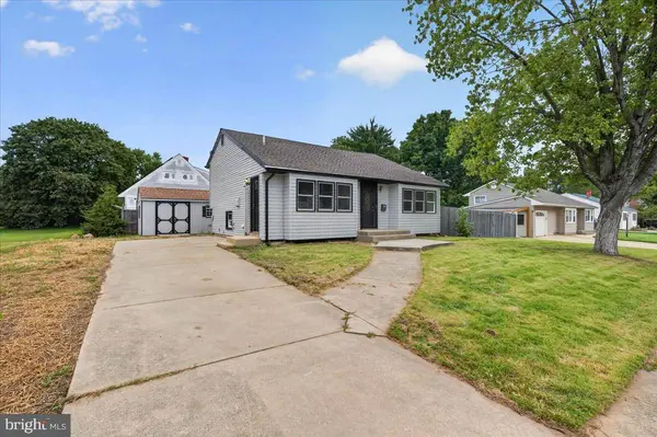 601 BANYAN RD, Newark, DE 19713