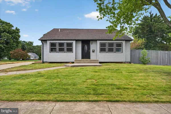 601 BANYAN RD, Newark, DE 19713