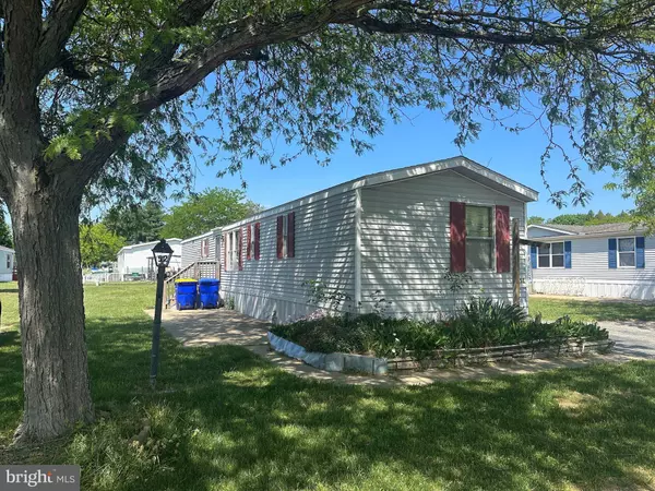 52 PINE RIDGE DR #52, Smyrna, DE 19977