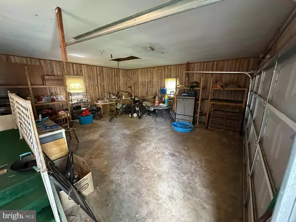 3318 UNDERWOODS CORNER RD, Clayton, DE 19938