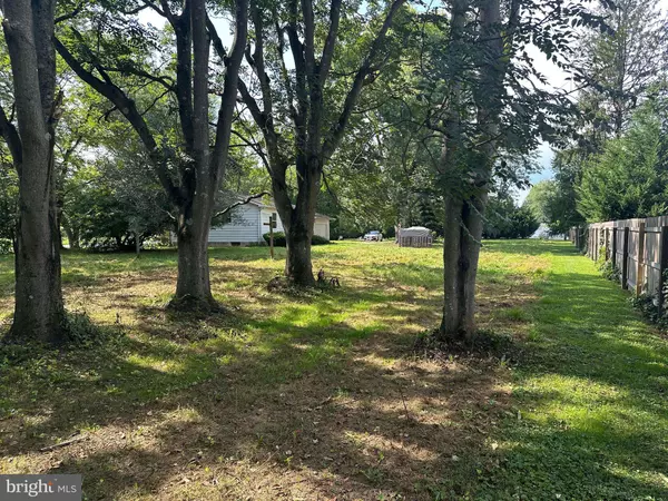 3318 UNDERWOODS CORNER RD, Clayton, DE 19938