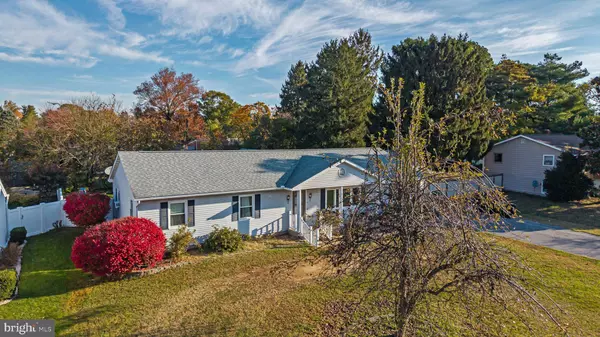 212 GREENVIEW DR, Dover, DE 19901