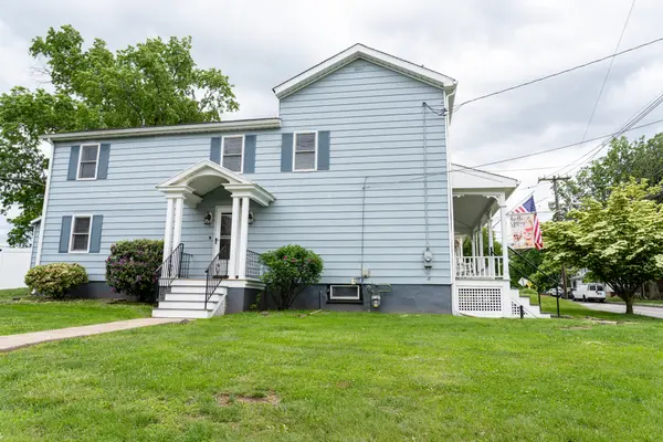 61 Park Ave, Flemington, NJ 08822-1320